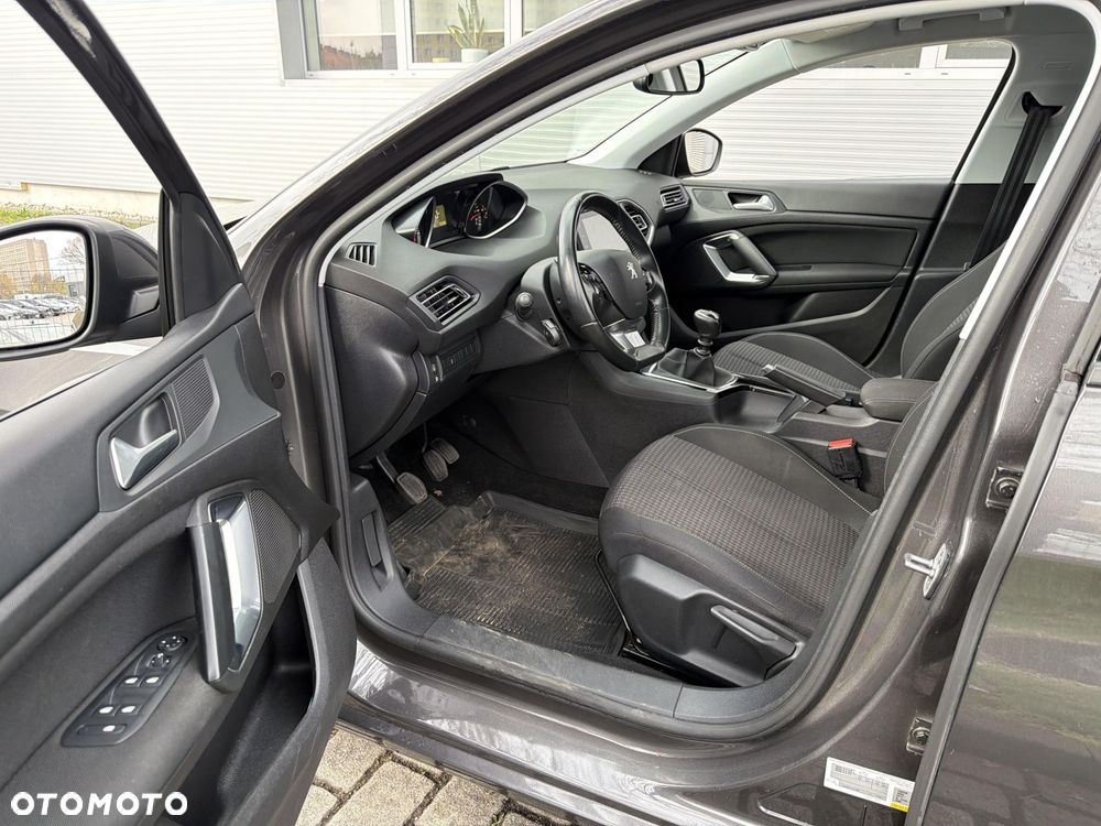 Peugeot 308 - 26