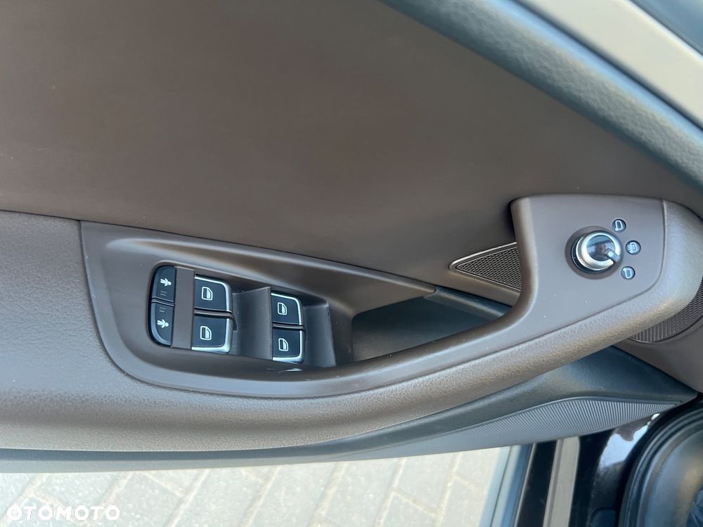 Audi A6 Allroad - 35