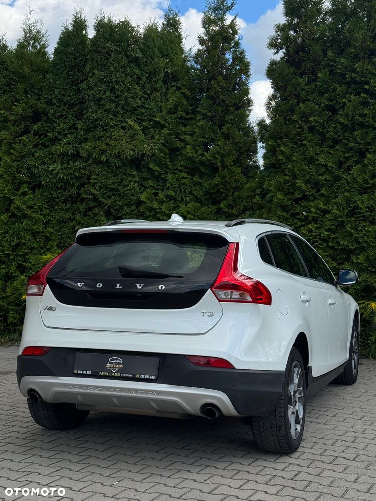 Volvo V40 Cross Country T3 Ocean Race - 16