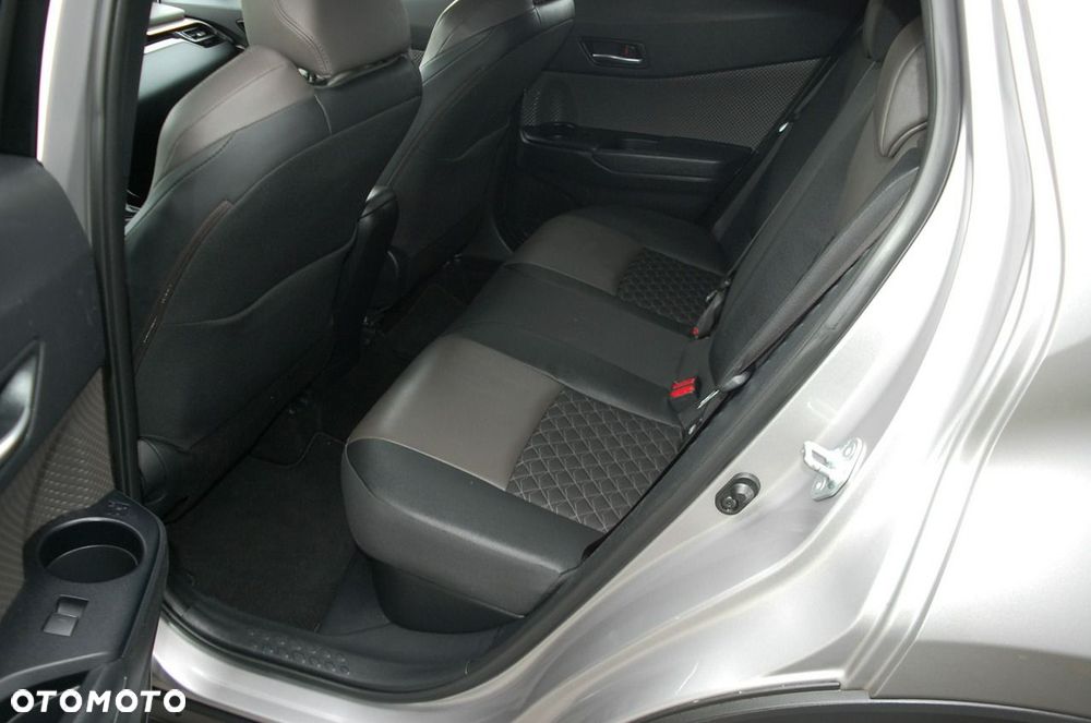 Toyota C-HR - 27