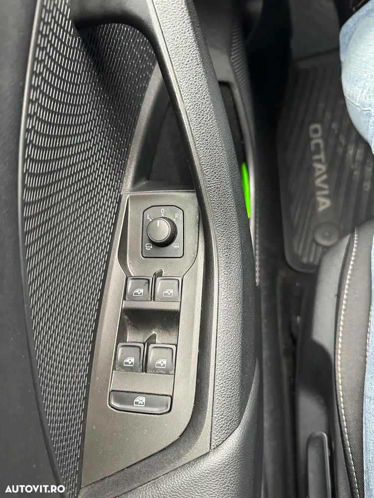 Skoda Octavia 2.0 TDI DSG Ambition - 9