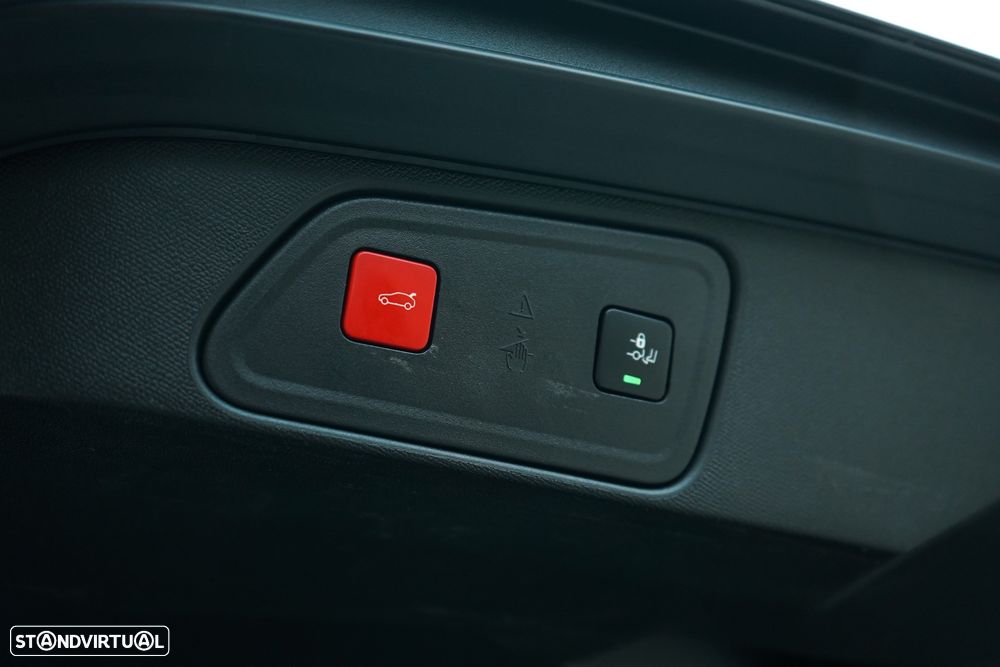 Peugeot 3008 BlueHDi 130 Stop & Start EAT8 GT Pack - 12