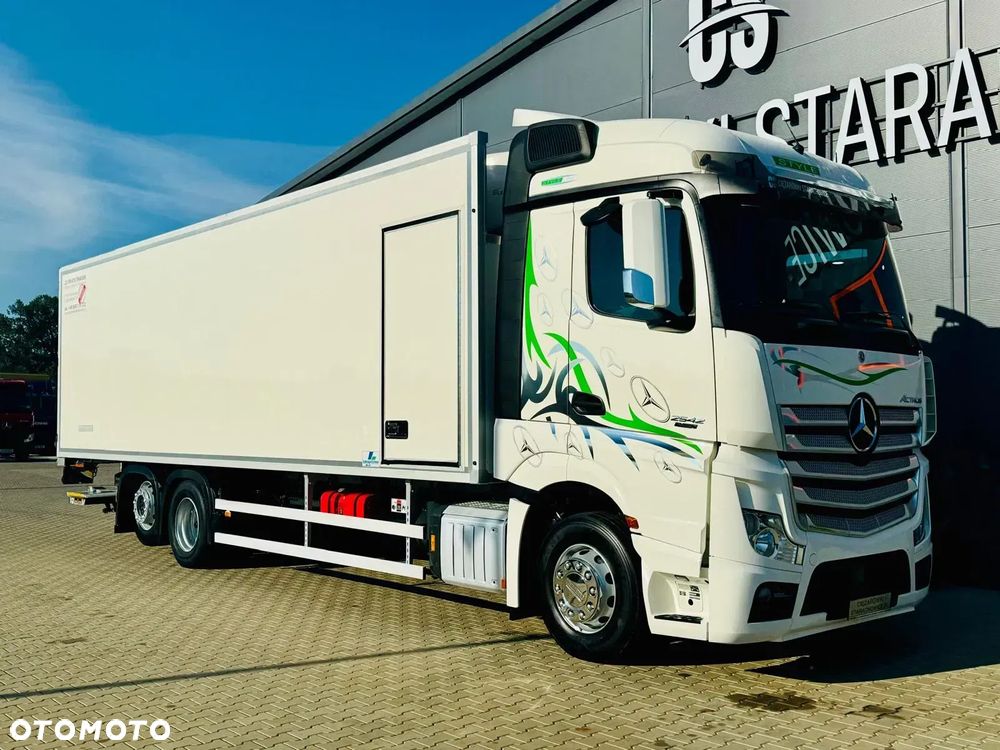 Mercedes-Benz Actros 2542 // E6 // chłodnia multitemperatura 22,5 Epal // winda // bitemperatua // świeżo z Niemiec // Idealny !!! - 8