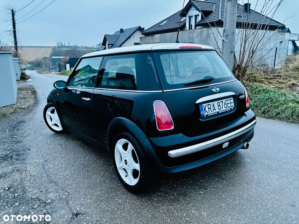 MINI Cooper Seven - 4
