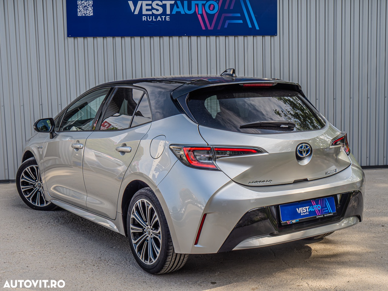 Toyota Corolla 2.0 HSD Exclusive Plus Bi-tone - 8