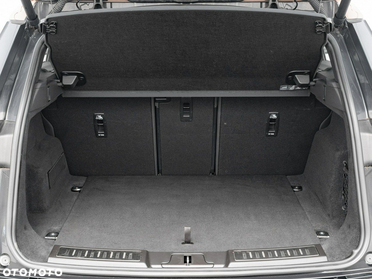 Land Rover Range Rover Evoque - 27