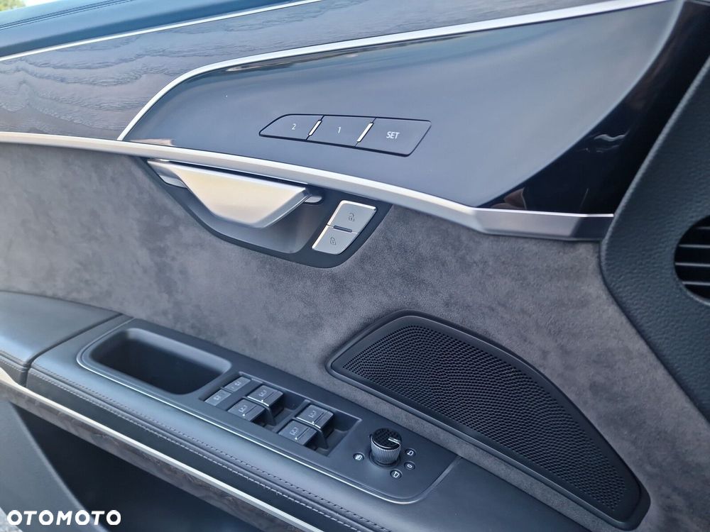 Audi A8 60 TFSI e Quattro Tiptronic - 25