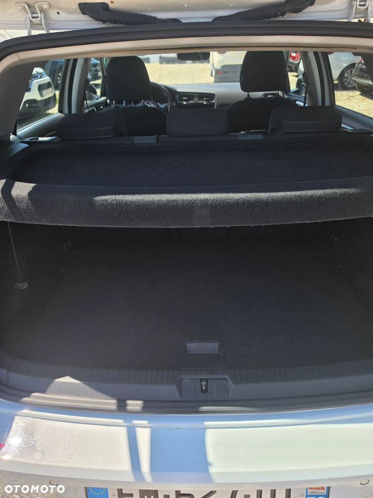 Volkswagen Golf 1.6 TDI SCR IQ.DRIVE - 29