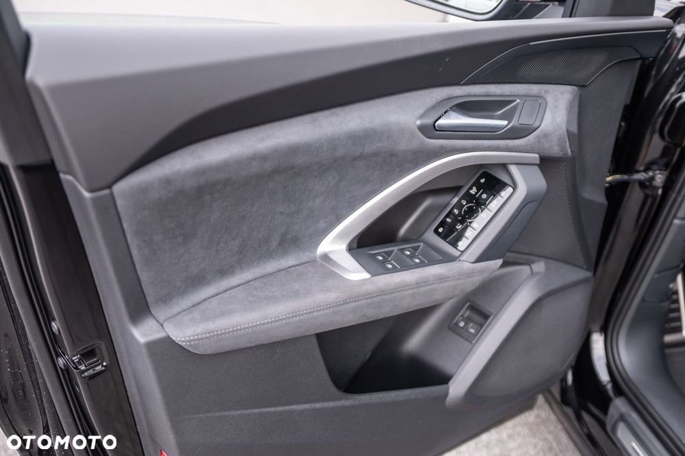 Audi Q5 Sportback - 18