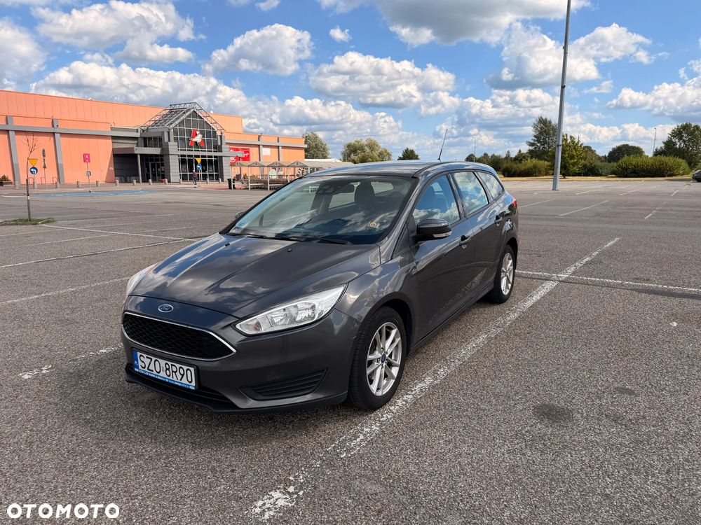 Ford Focus 1.0 EcoBoost Trend - 26