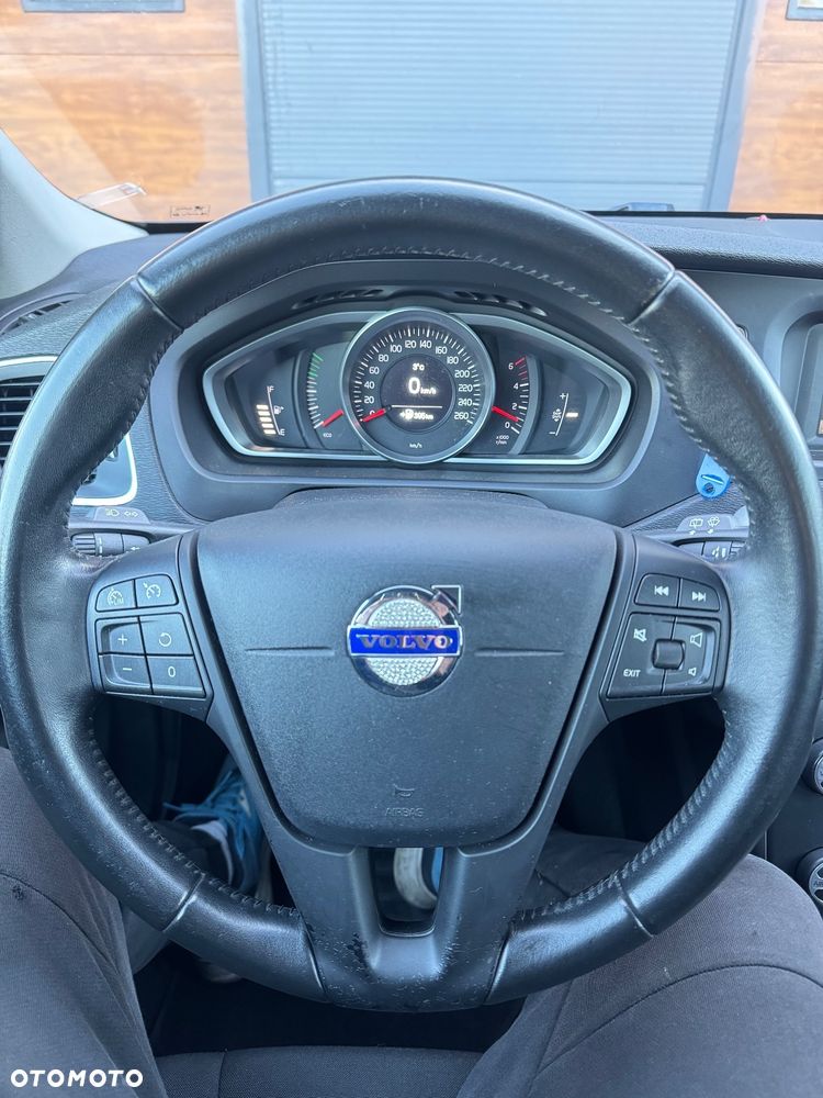 Volvo V40 D2 Drive-E Base - 22