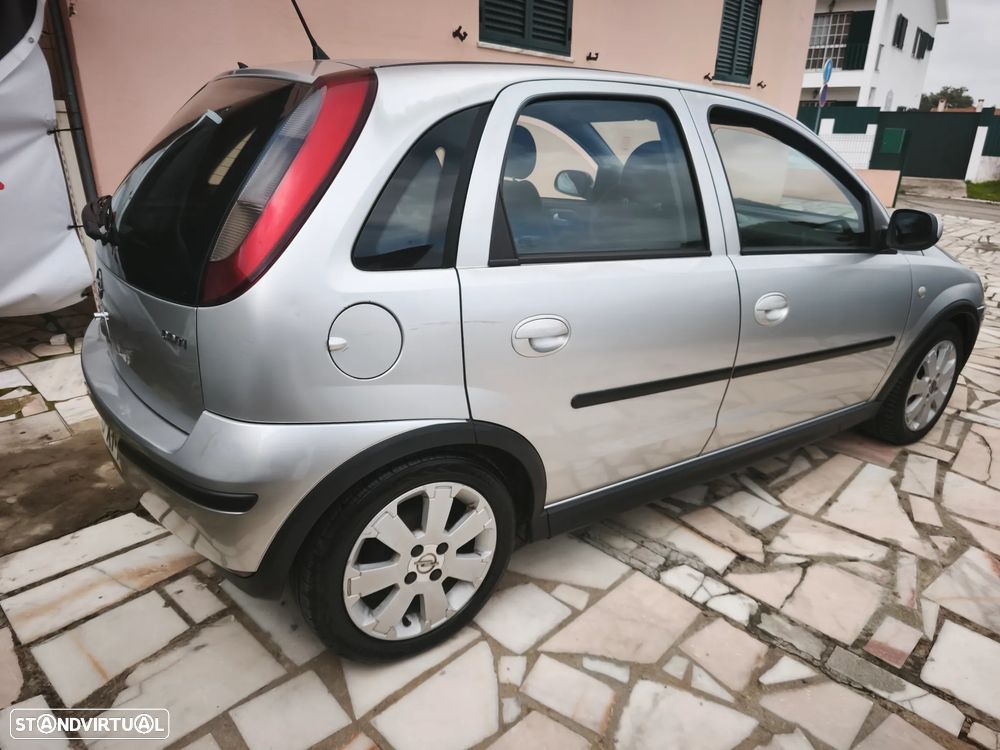 Opel Corsa 1.3 CDTI Enjoy - 23