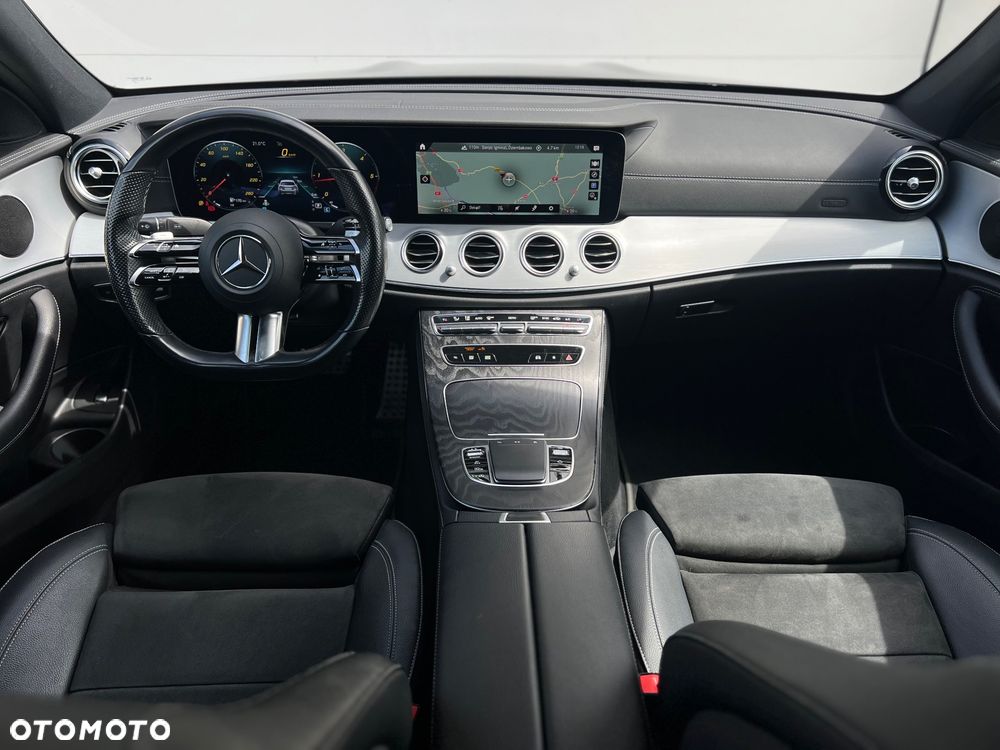 Mercedes-Benz Klasa E 220 d 4-Matic AMG - 18