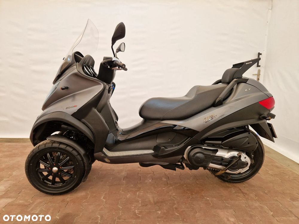 Piaggio MP-3 - 6