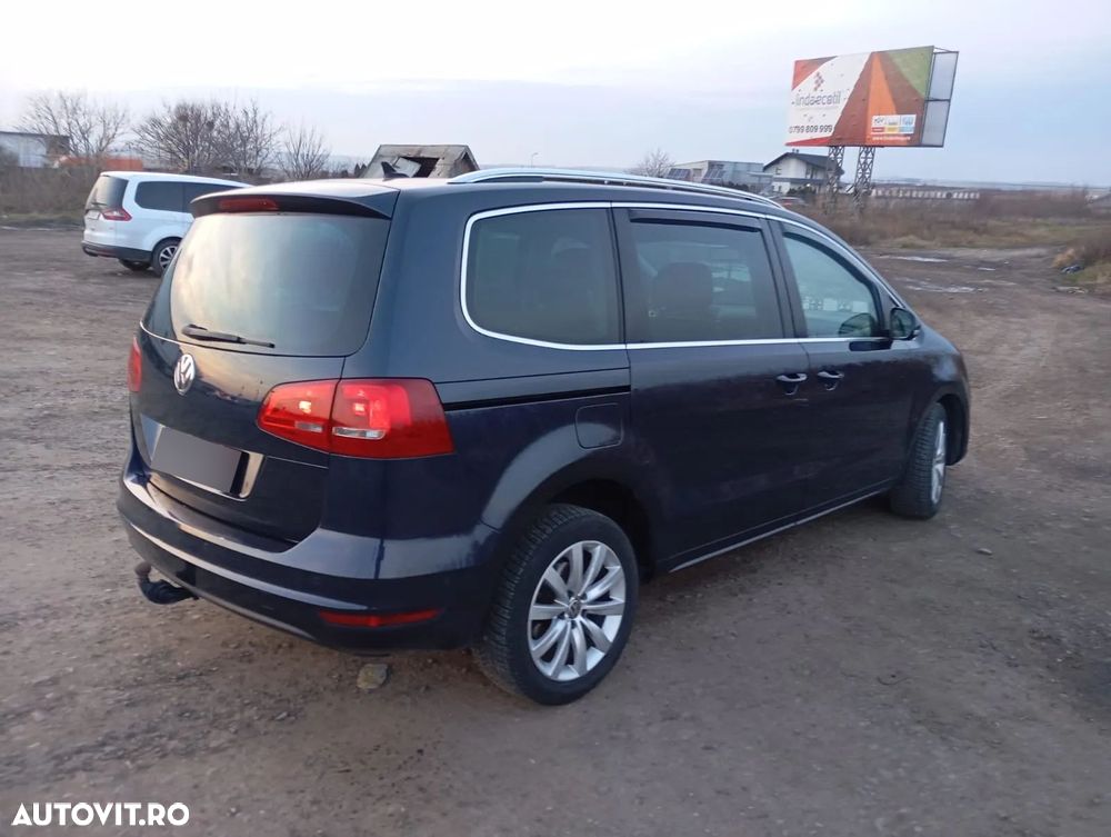 Volkswagen Sharan 2.0 TDI DSG Blue Motion Comfortline - 5