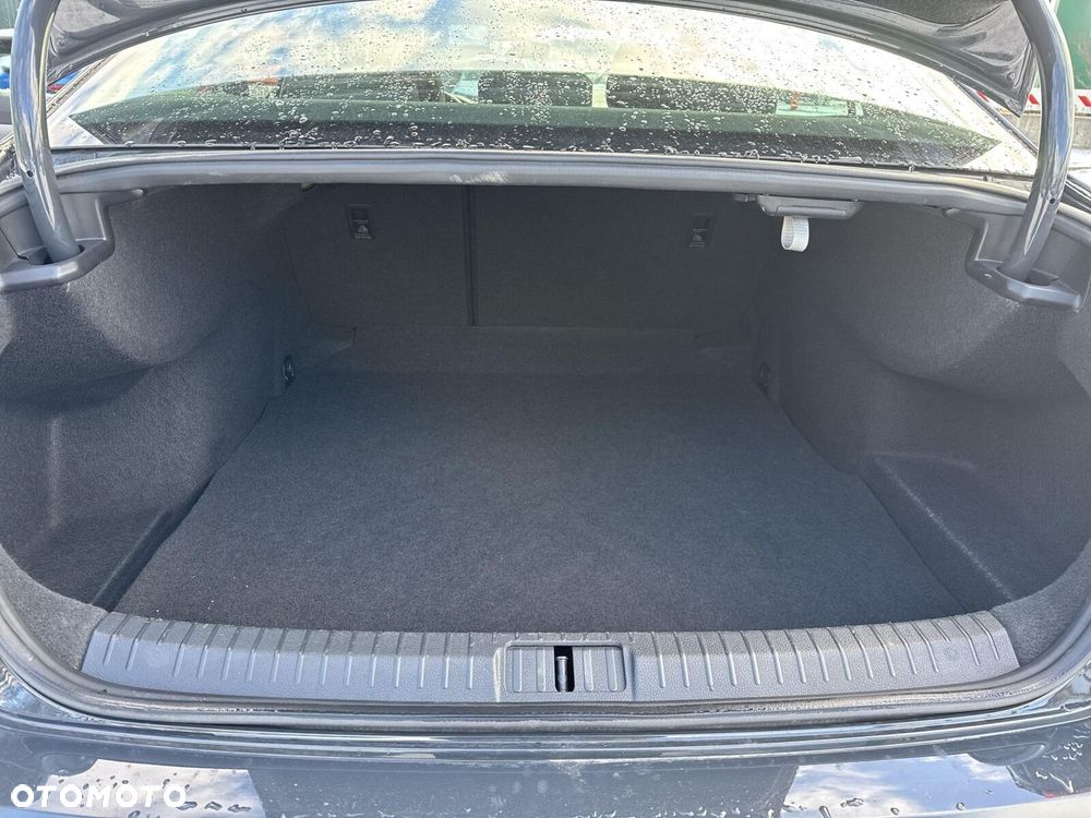 Volkswagen Passat 1.5 TSI EVO Essence DSG - 18