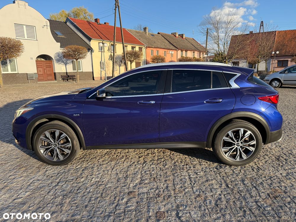 Infiniti QX30 - 2