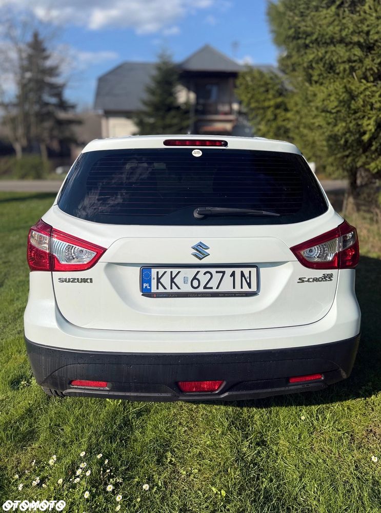 Suzuki SX4 S-Cross 1.0 T Comfort - 4