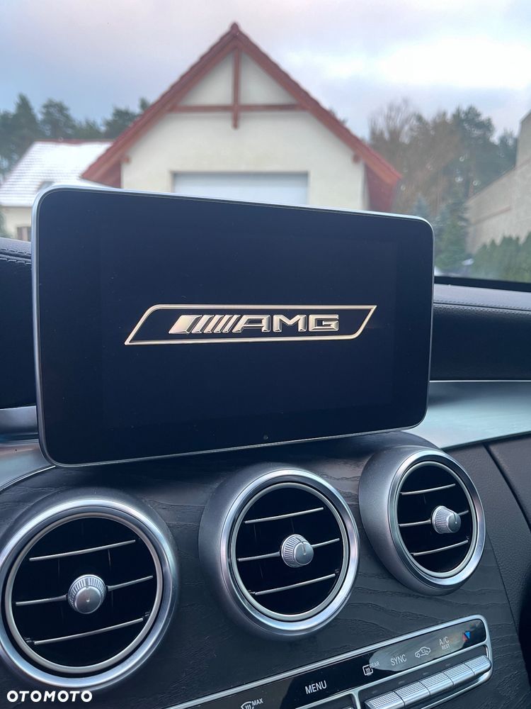 Mercedes-Benz Klasa C 450 AMG 4Matic 7G-TRONIC - 17