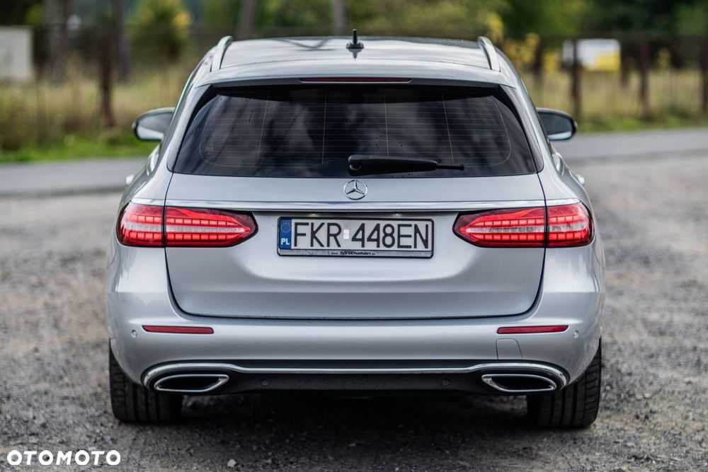 Mercedes-Benz Klasa E 220 d Avantgarde - 12
