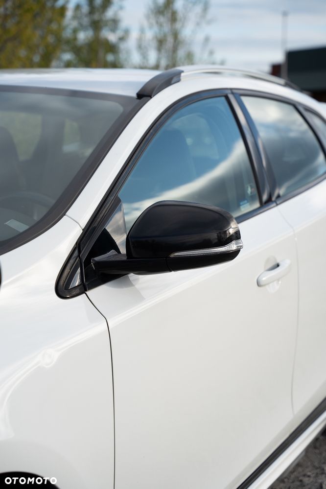 Volvo V40 D4 Geartronic Momentum - 36
