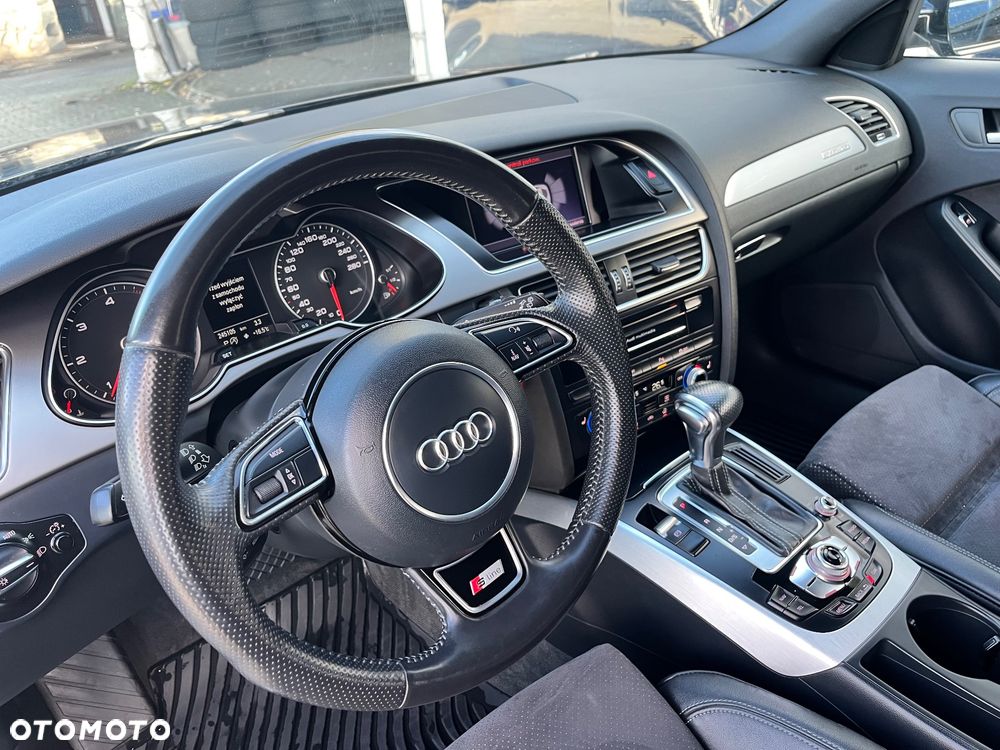 Audi A4 Avant 2.0 TDI DPF quattro S tronic S line Sportpaket - 36
