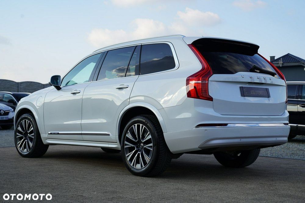 Volvo XC 90 - 9