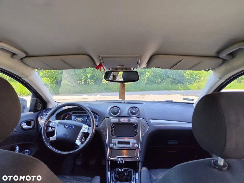 Ford Mondeo 2.0 TDCi Titanium - 14