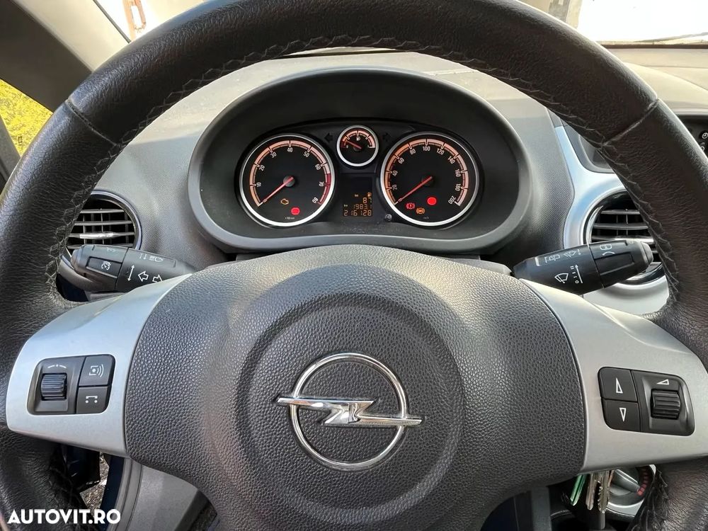 Opel Corsa - 9