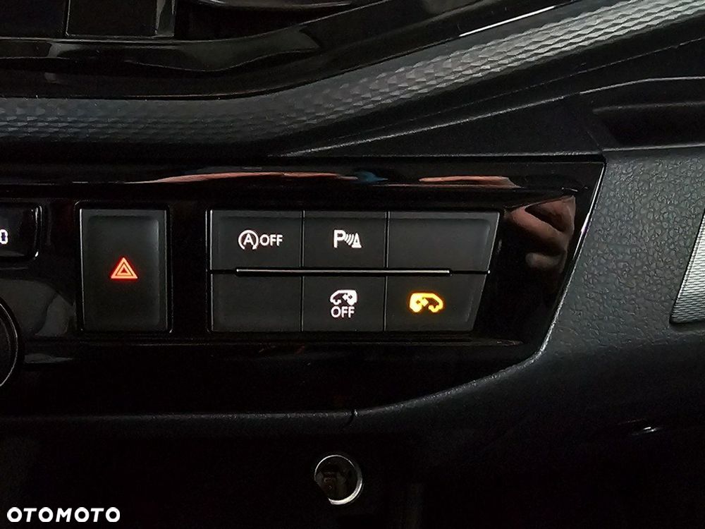 Volkswagen Multivan - 20