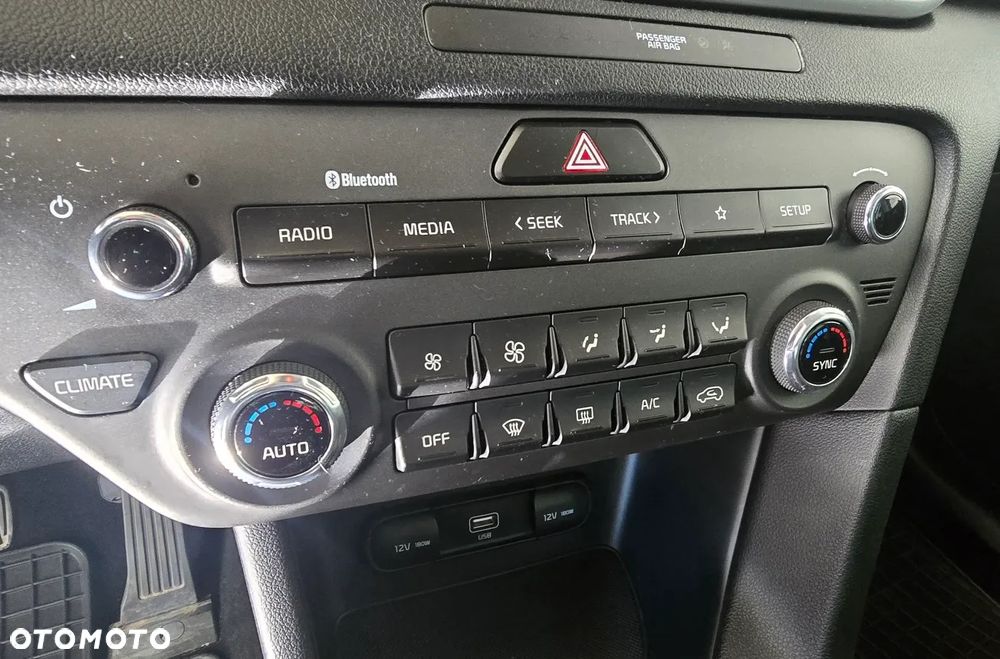 Kia Sportage 1.6 T-GDI Black Edition 2WD DCT - 14