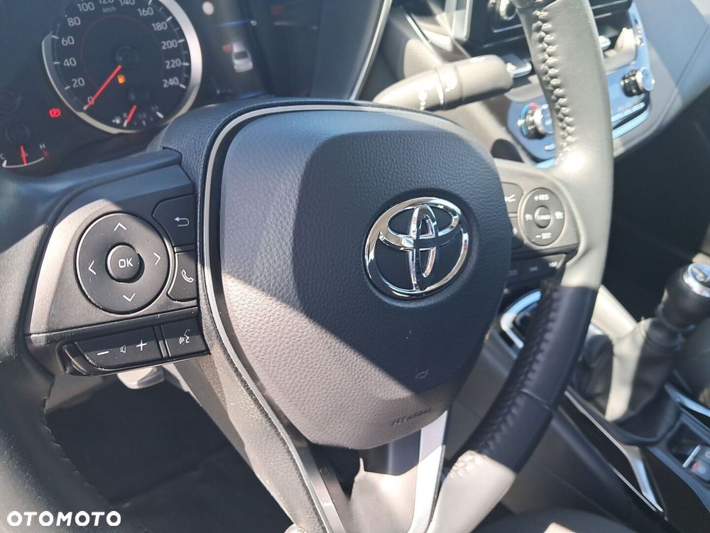Toyota Corolla - 14