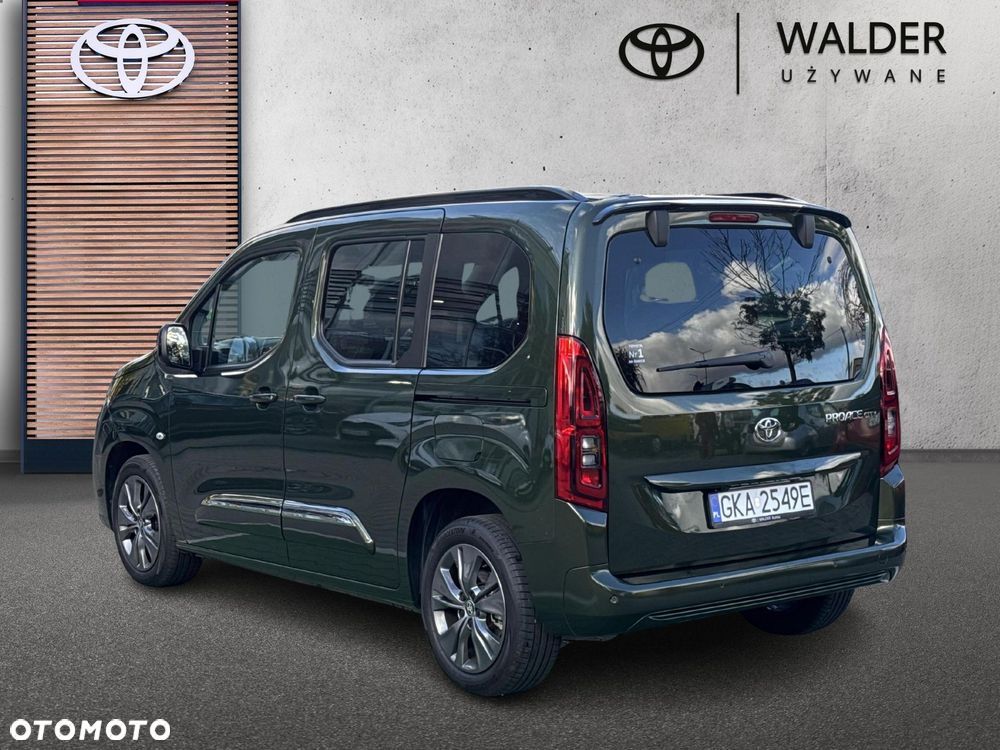 Toyota Proace City Verso 1.5 D-4D Family - 4