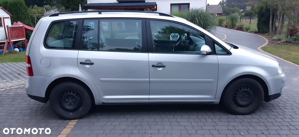Volkswagen Touran 1.9 TDI Conceptline - 2