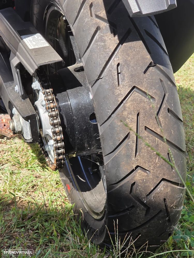 Suzuki DL V-Strom 1000 - 8