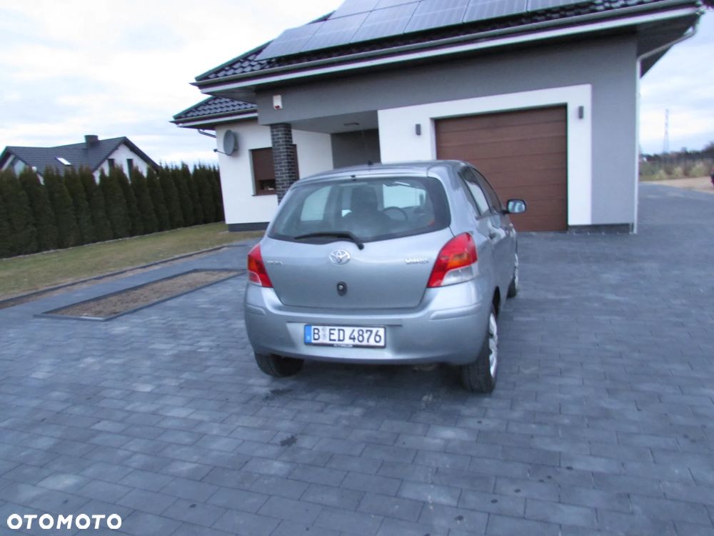 Toyota Yaris 1.0 VVT-i Cool - 7