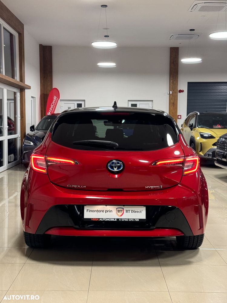 Toyota Corolla 1.8 Hybrid Team Deutschland - 39