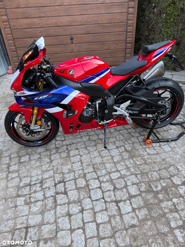 Honda CBR - 26
