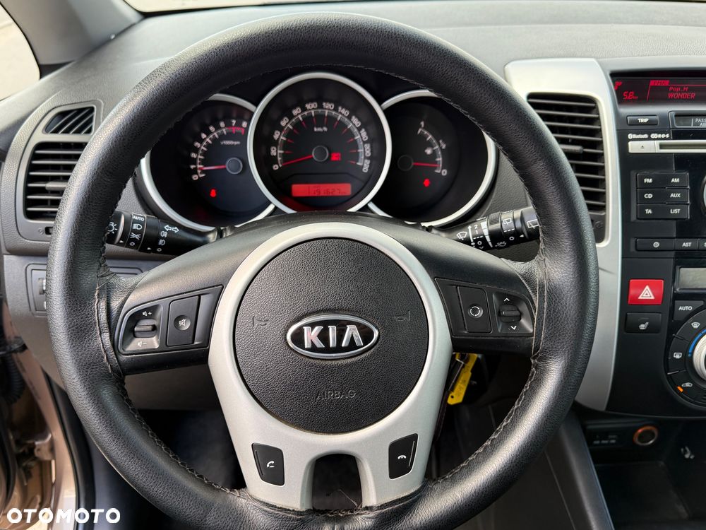 Kia Venga 1.6 CVVT ISG Edition 7 - 21