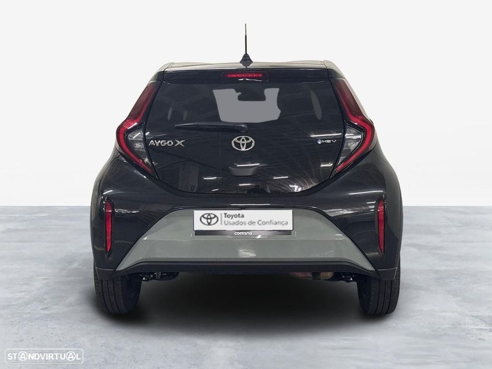 Toyota Aygo X 1.5 Hybrid Pulse - 12