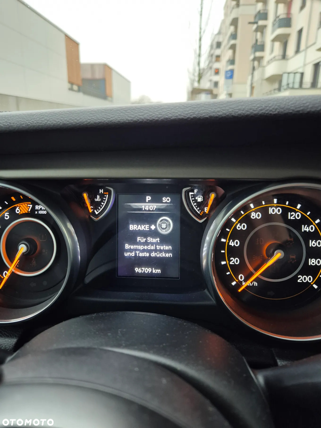 Jeep Wrangler Unlimited GME 2.0 Turbo Sport - 29