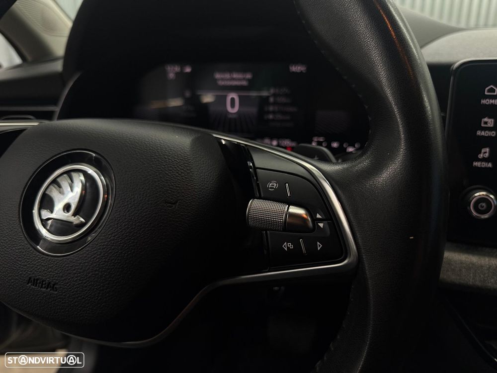 Skoda Kamiq 1.0 TSI Style DSG - 23