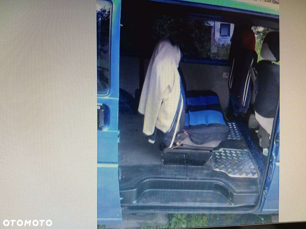 Volkswagen Transporter - 7