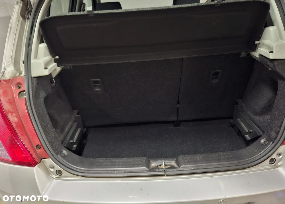 Suzuki Swift 1.3 GLX / Comfort - 8