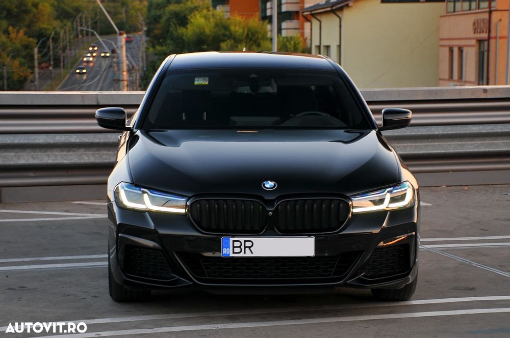 BMW Seria 5 520i AT MHEV - 4