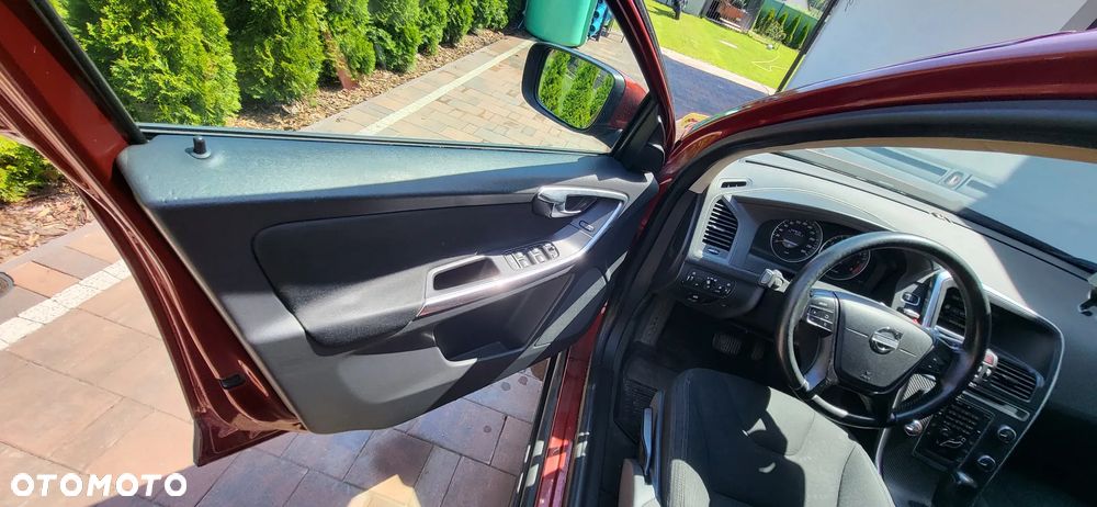 Volvo XC 60 3.2 AWD Momentum - 8