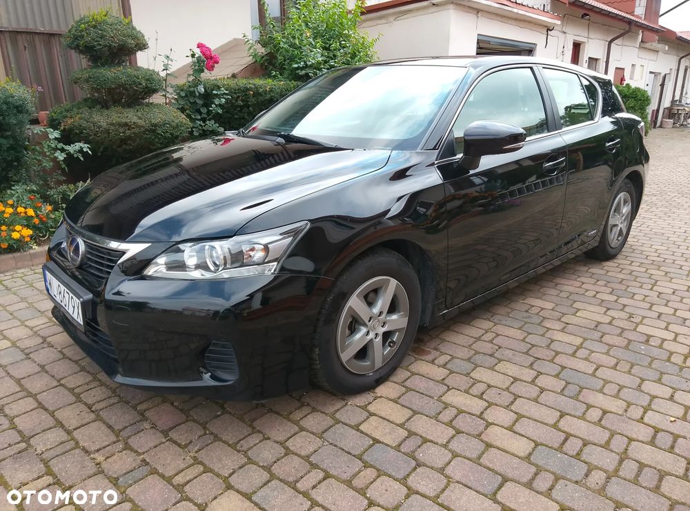 Lexus CT 200h Black - 35