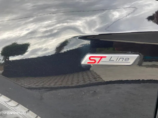 Ford Focus 1.0 EcoBoost S&S ST-Line - 10