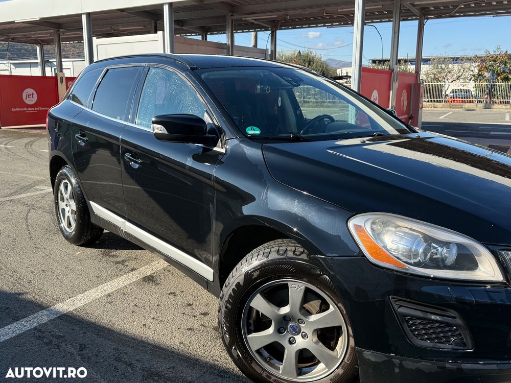 Volvo XC 60 D5 AWD A6 Basic - 1