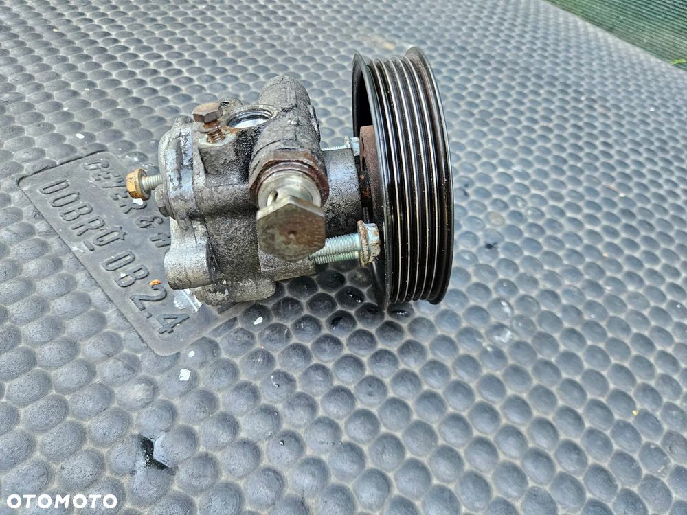 Pompa Wspomagania 1J0422154 E B 038145255A KYB 90bar Kolo Pasowe VW Golf IV 4 Bora Audi A3 8L Seat Leon I 1 Skoda Octavia I 1 - 12